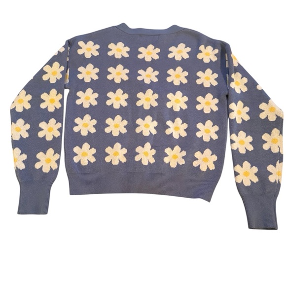 Willow & Wind Blue Daisy Knit Cardigan Sweater Women’s Medium Cottagecore - Picture 3 of 8